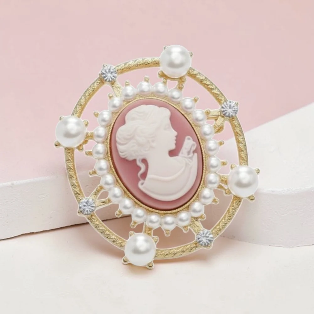 Gold-Tone Pink Cameo Pearl Statement Brooch - Picture 2 of 4